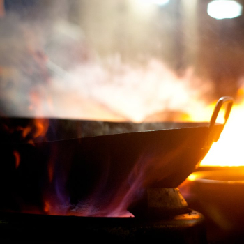 Preview: Wok Pfanne 45 cm Ø (18 Zoll) runder Boden Carbon Stahl 2 Henkel China Gastronomie Gasherd