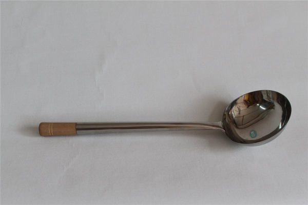 014 Schöpfkelle Schöpflöffel Suppenkelle Edelstahl Wok Kelle Löffel 49 cm große Kelle