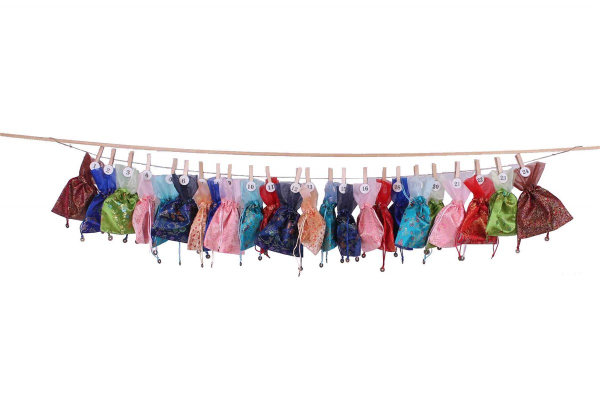 Adventskalender Klammern edlen Organza Söckchen zum Aufhängen Weihnachtskalender