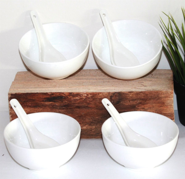 06-25 Reisschalen 4' Set & Löffel Müslischale Suppenschale Keramik weiss Schale China