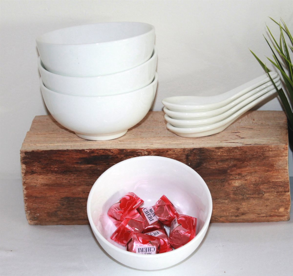 06-25 Reisschalen 4' Set & Löffel Müslischale Suppenschale Keramik weiss Schale China